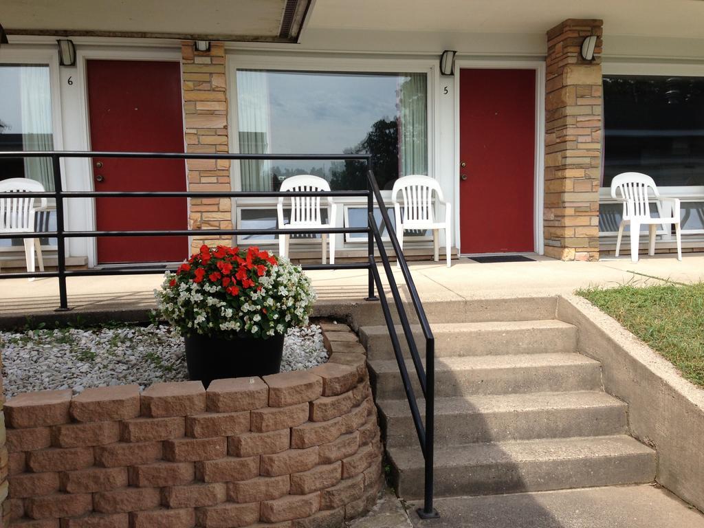 Indian Trail Motel Wisconsin Dells Dış mekan fotoğraf