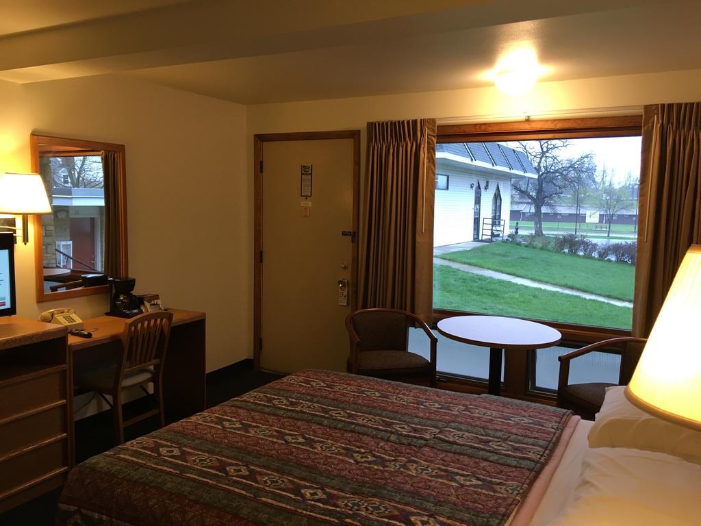 Indian Trail Motel Wisconsin Dells Dış mekan fotoğraf