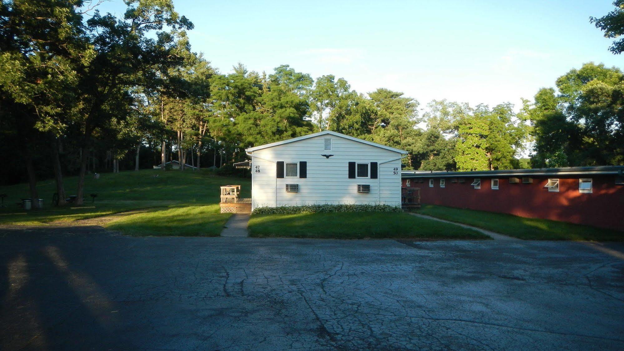 Indian Trail Motel Wisconsin Dells Dış mekan fotoğraf