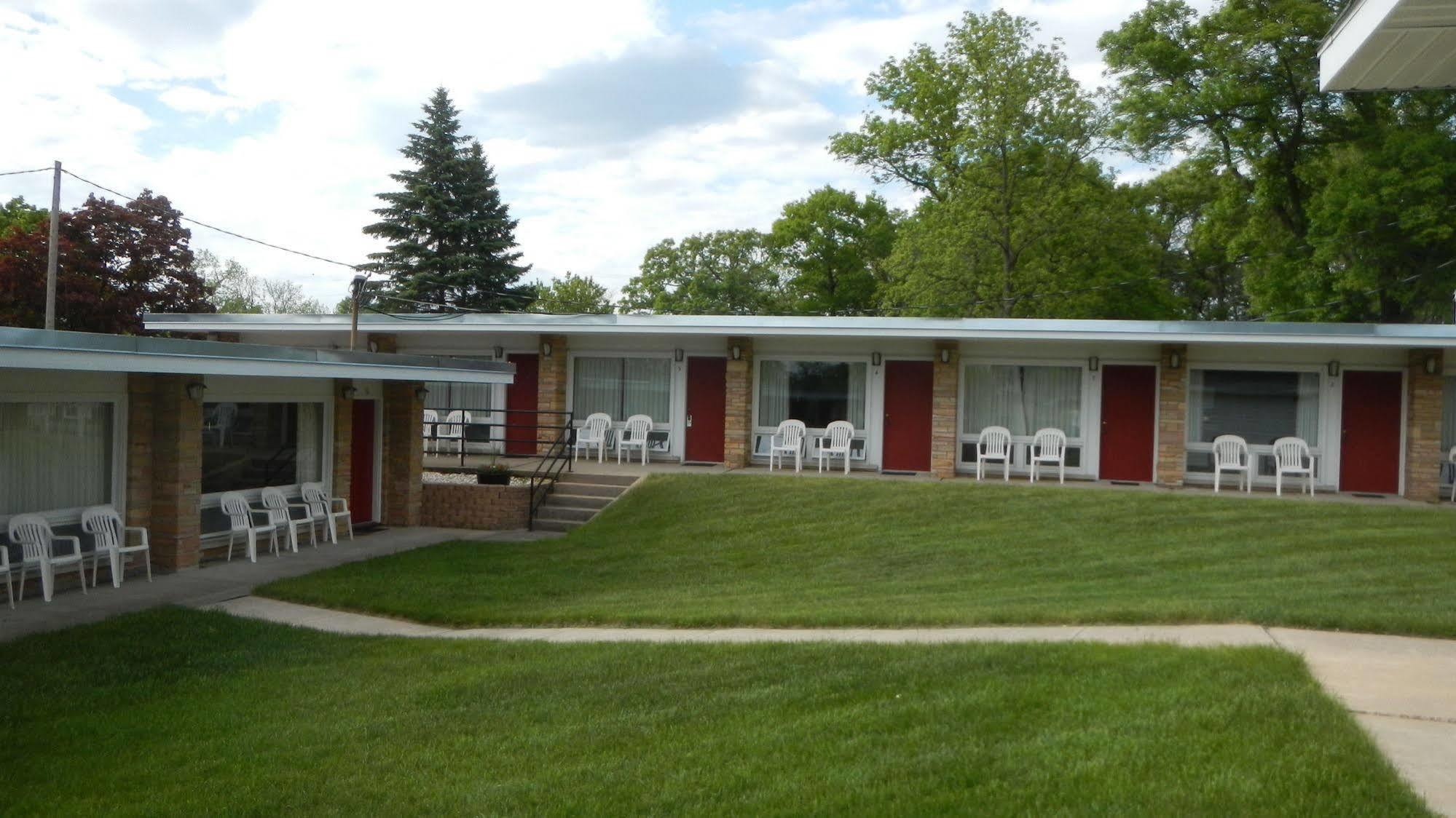 Indian Trail Motel Wisconsin Dells Dış mekan fotoğraf