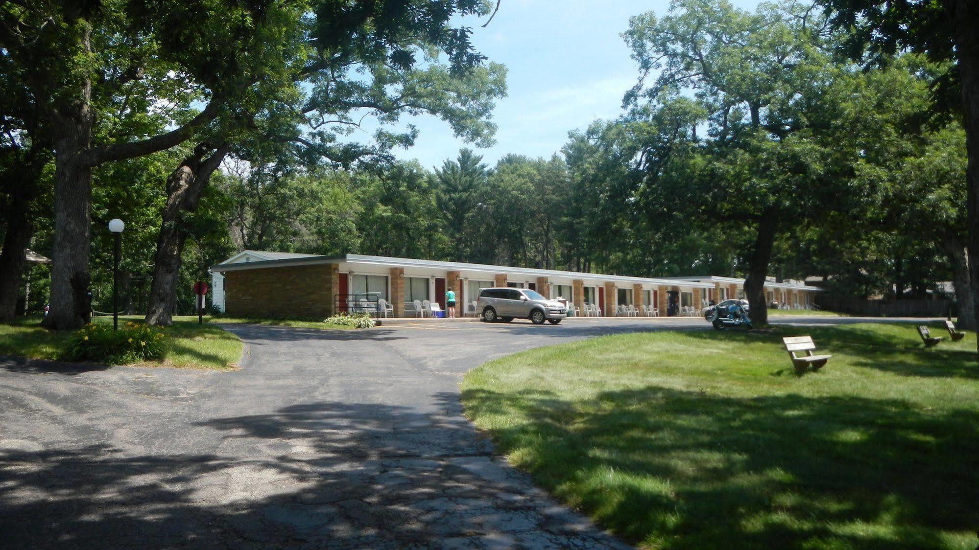 Indian Trail Motel Wisconsin Dells Dış mekan fotoğraf